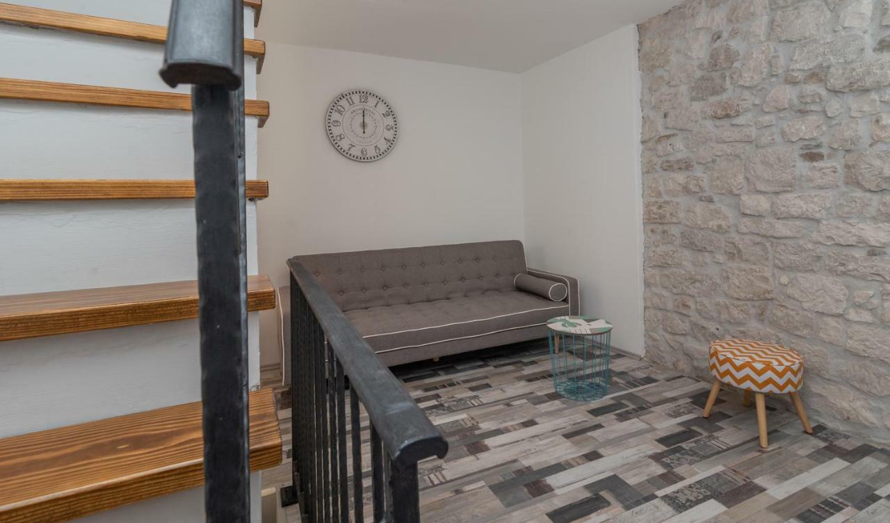 Apartman Skuribanda Trogir Buitenkant foto