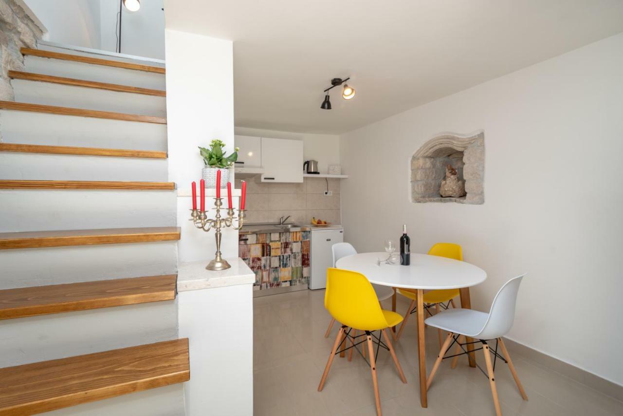 Apartman Skuribanda Trogir Buitenkant foto